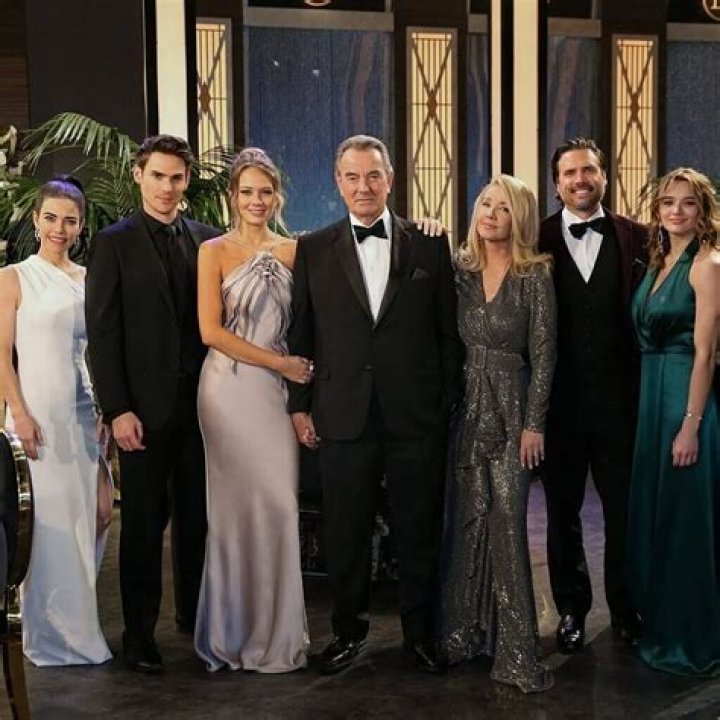 Alex Roe's Marital Status Unveiled: The Actor's Spouse Revealed
