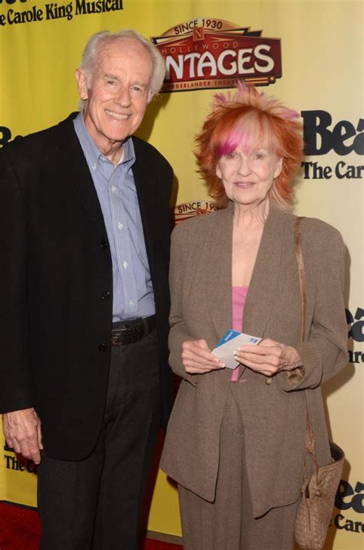Complete Guide To Mike Farrell And Shelley Fabares' Ages: The Definitive Source