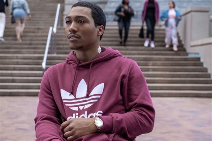 Demetrius Flenory Sr.'s Age: A Detailed Insight
