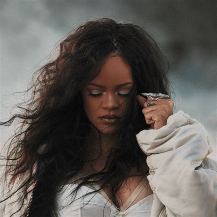 Did Eminem And Rihanna Date: The Truth Unveiled
