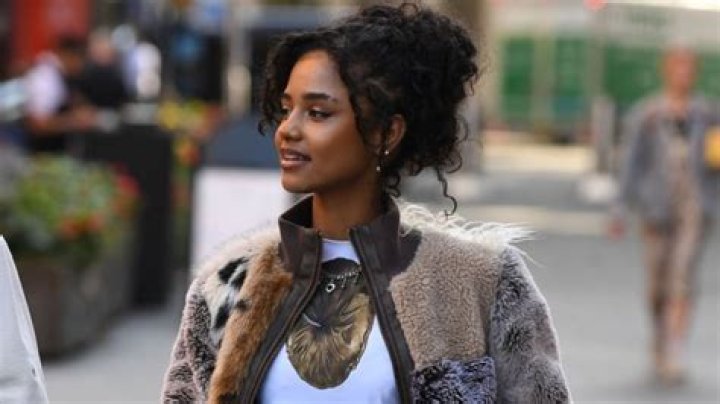 Discover The Intriguing Vital Statistics Of Tyla: Height And Weight Revealed