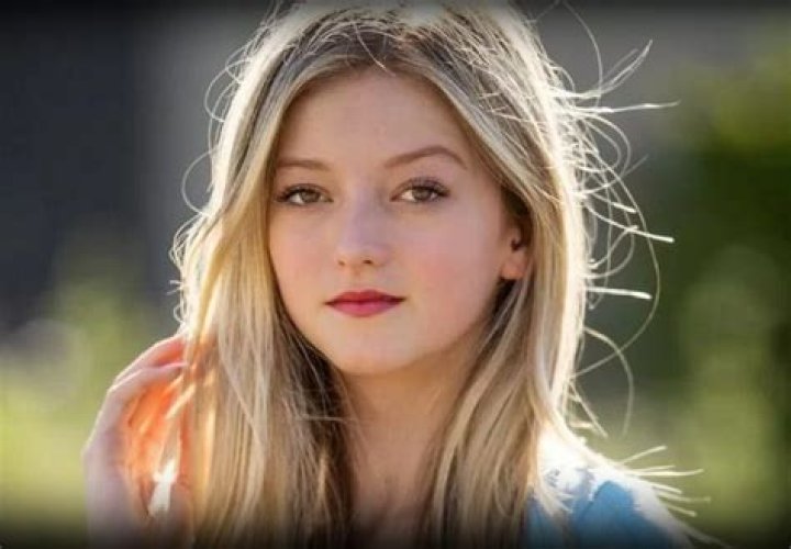 Emily Dobson's Age In 2024: A Comprehensive Guide