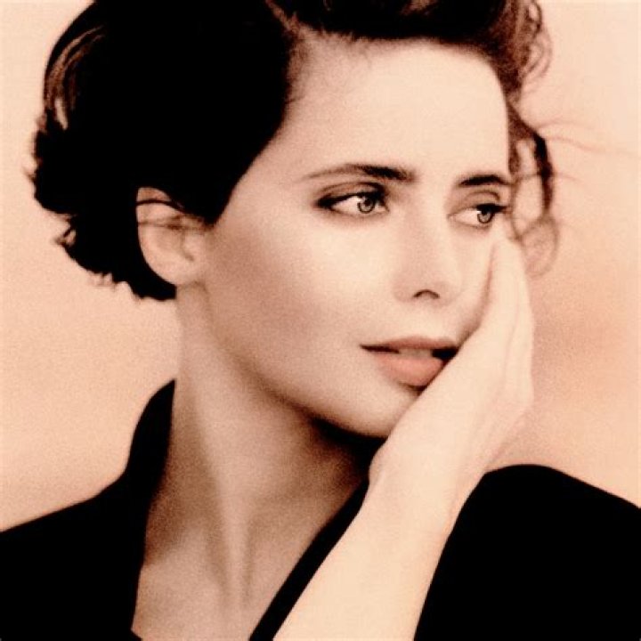 Exploring The Personal Life Of An Iconic Actress