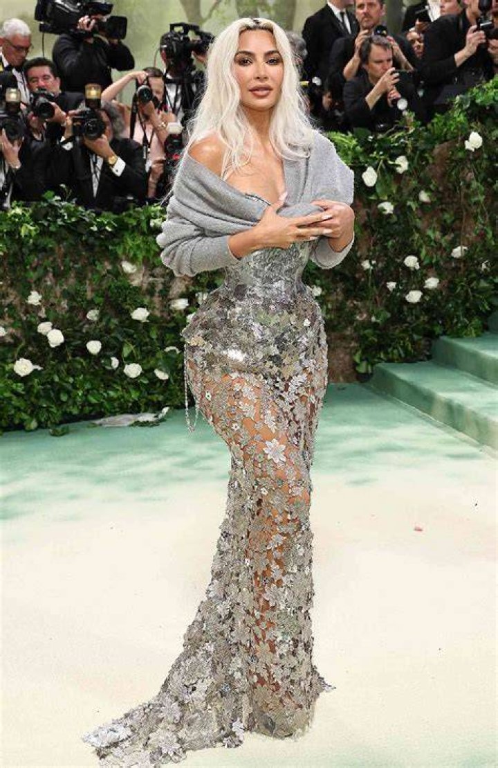 Kim Kardashian: "I'd pay for that in depth breakdown"