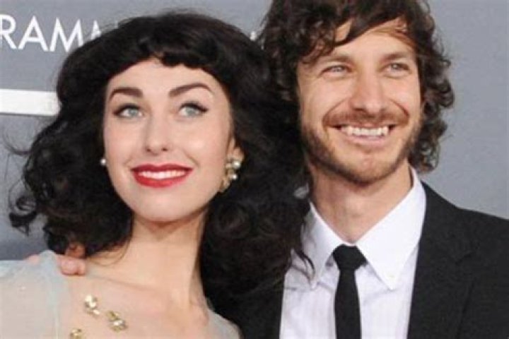 Kimbra's Husband: Is The Famous Singer-Songwriter Married?