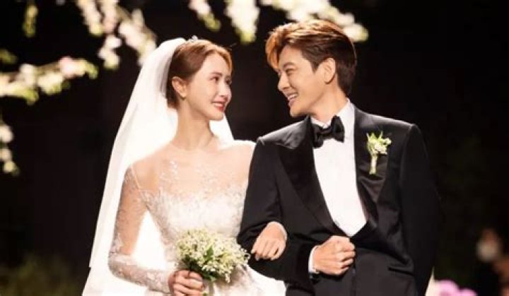 Lee Dong-wook's Marital Status And Family Life