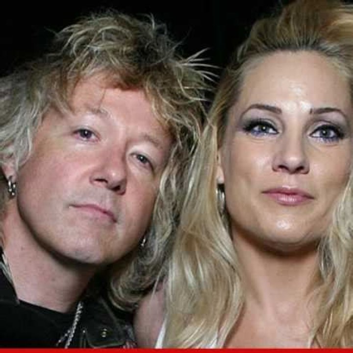 Relationship Status of Athena Lee and Her Net Worth of $5 Million