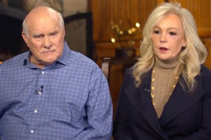 The Story Of His Devoted Wife