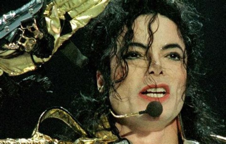 The Truth Behind Michael Jackson's Death Photo