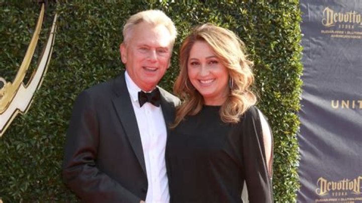 The Ultimate Guide To Pat Sajak's Wife: Lesly Sajak