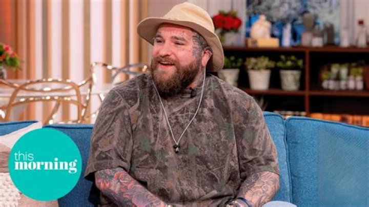 Uncover Teddy Swims' Marital And Family Life: Exclusive Insights