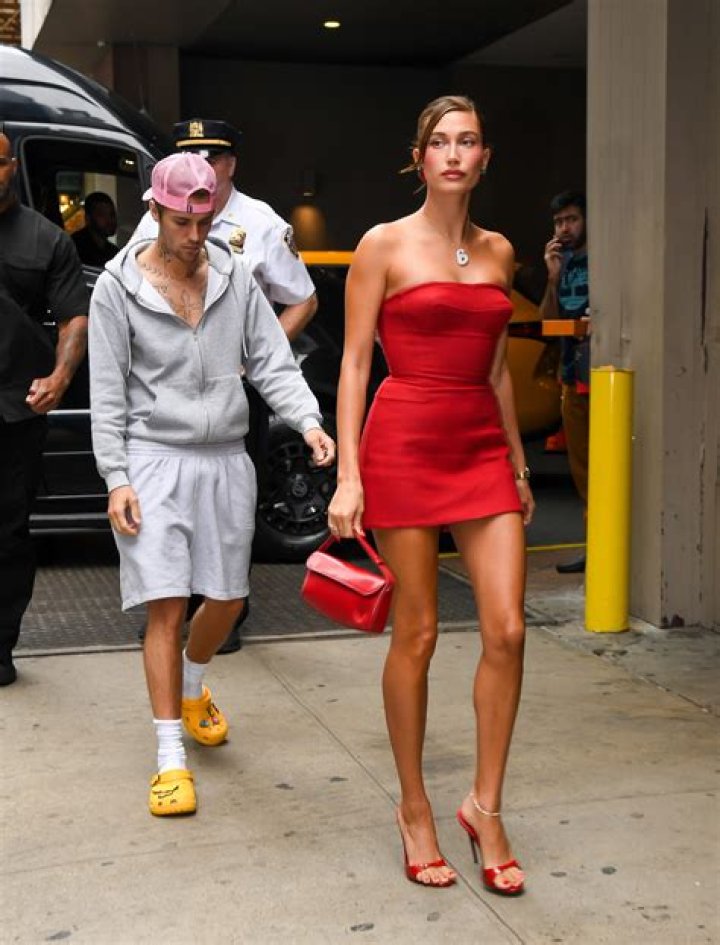 Uncover The Secrets: Hailey Bieber's Mom Revealed