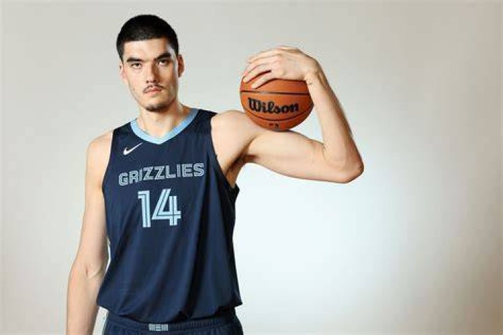 Unlocking The Secrets Of Zach Edey's Towering Height