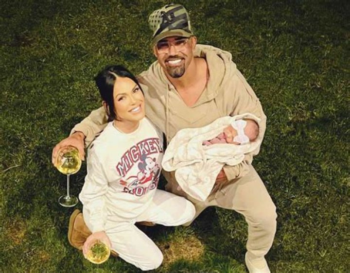 Unveiling The Mystery: Post Malone's Baby Momma Revealed