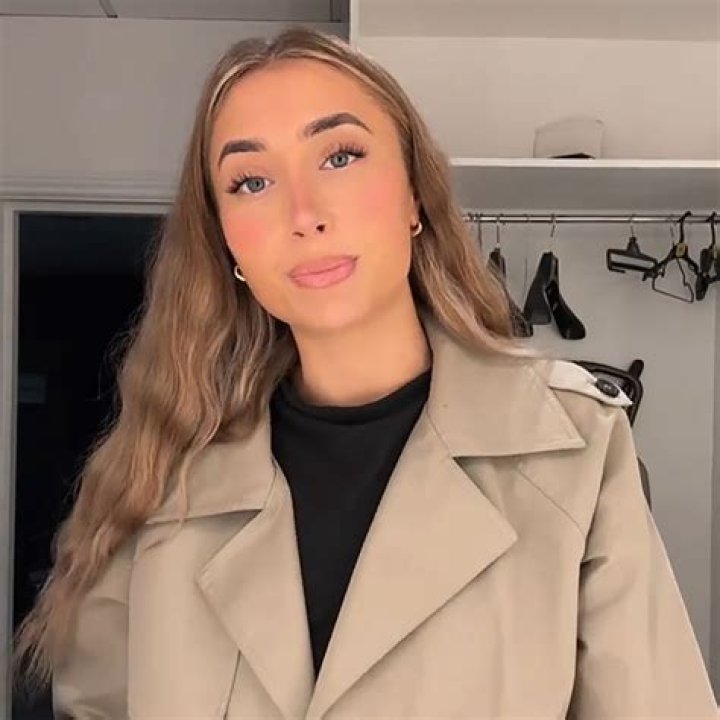 Unveiling The Secrets Of Lily Alcott's OnlyFans: Discoveries And Exclusive Insights