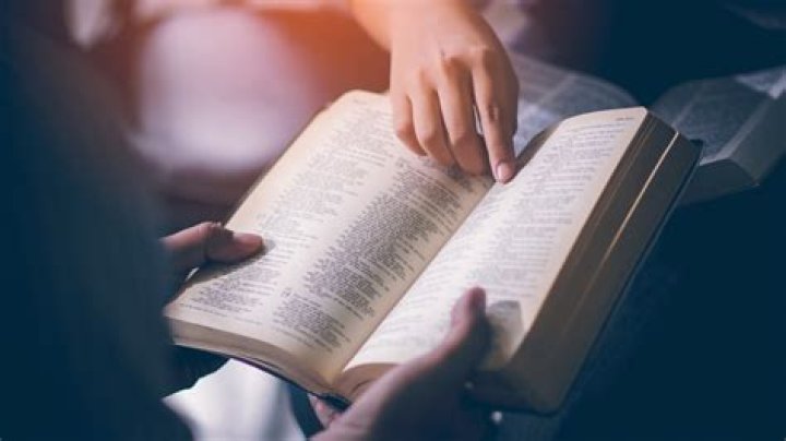 What Are The Longest And Shortest Verses In The Bible?