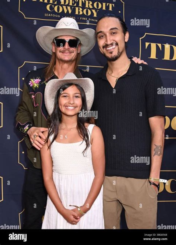 Who Is The Mother Behind Robert Ritchie Jr.?